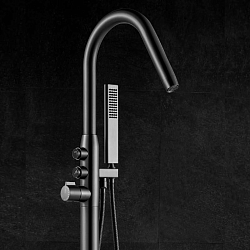 Фото Смеситель Black&White Universe 7752GM напольный, для ванны с душем