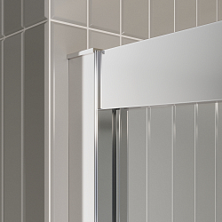 Фото Душевая дверь в нишу BelBagno Luce BF-1-120-C-Cr